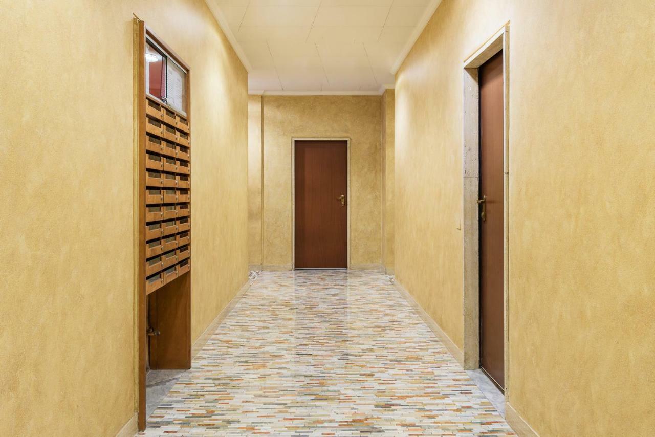 Joivy Homey 1-Bed With View Near Citylife Milan Exterior photo